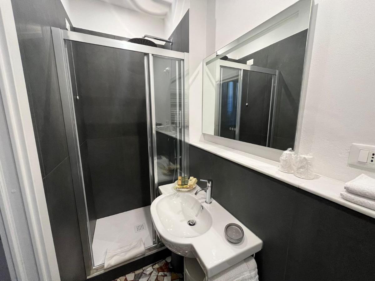 Al Mare 54 Luxury Guest House Lido di Camaiore Ngoại thất bức ảnh
