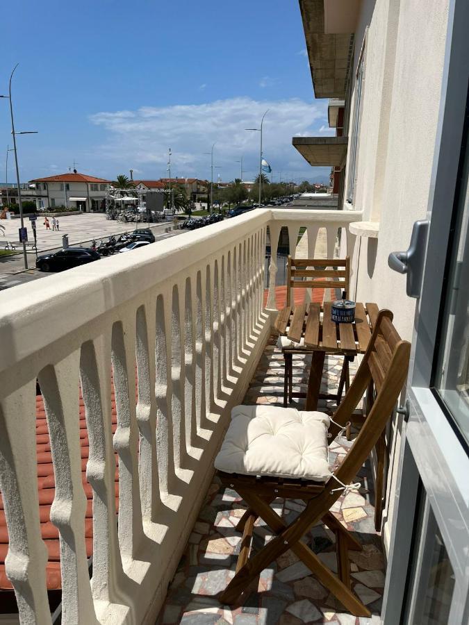 Al Mare 54 Luxury Guest House Lido di Camaiore Ngoại thất bức ảnh