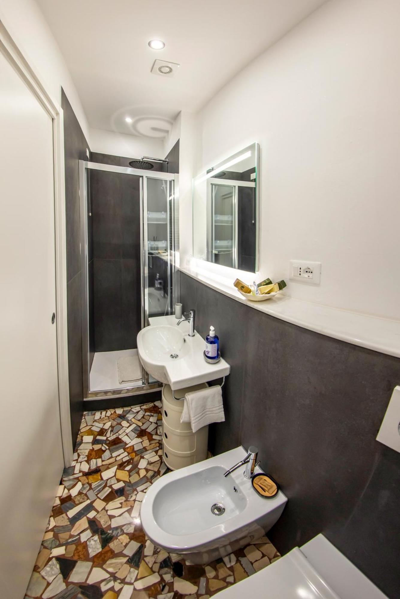 Al Mare 54 Luxury Guest House Lido di Camaiore Ngoại thất bức ảnh