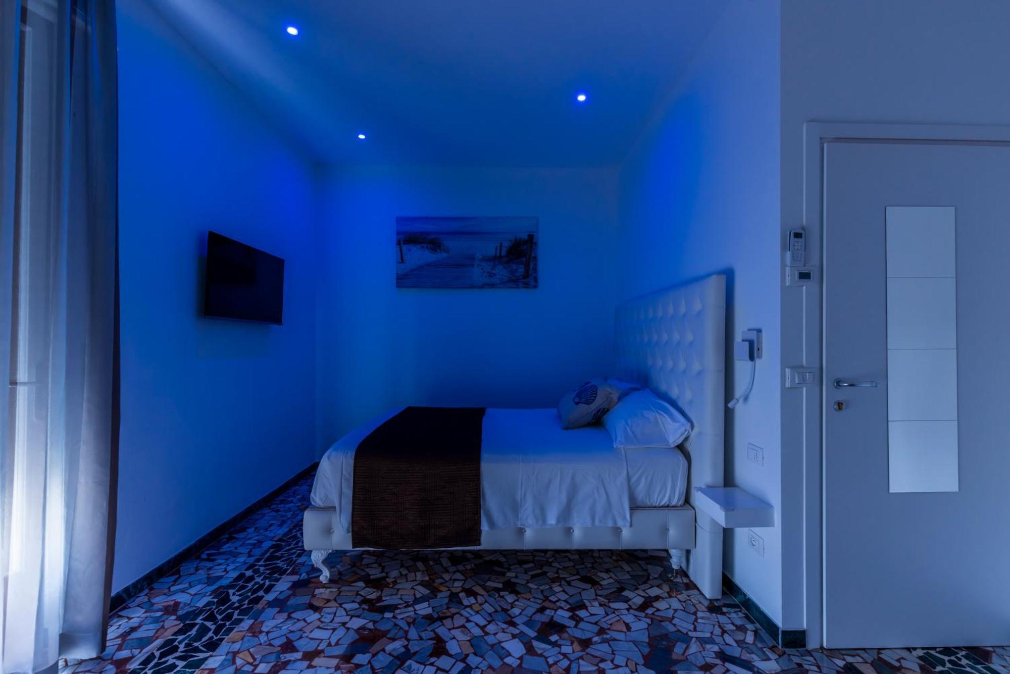 Al Mare 54 Luxury Guest House Lido di Camaiore Ngoại thất bức ảnh